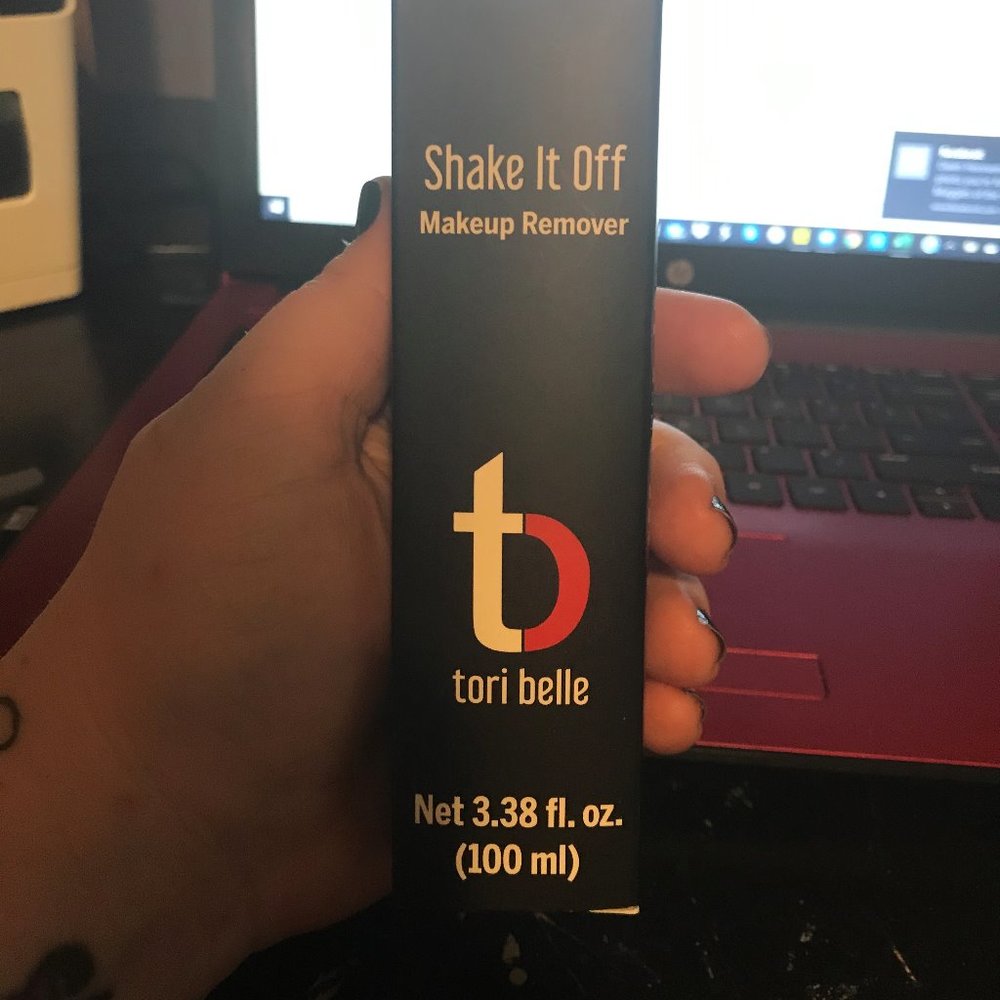 SHAKE IT OFF Makeup Remover